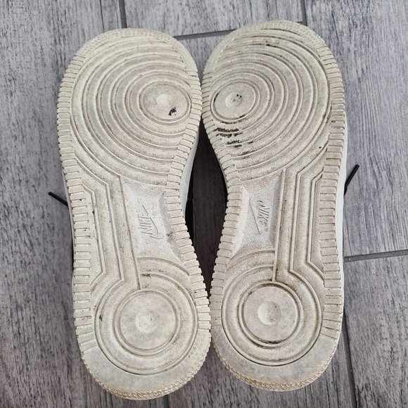 Nike Air Air Force 1 women's sneakers black white and gold size 7 - Picture 13 of 14